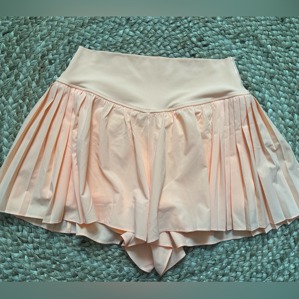 OFFLINE by Aerie pleated shorts